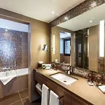Hotel Le Savoy