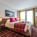 Hotel Le Savoy
