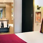 Le Savoy Hotel 4*