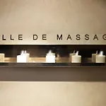 Le Savoy Hotel