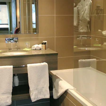 Le Savoy 4*