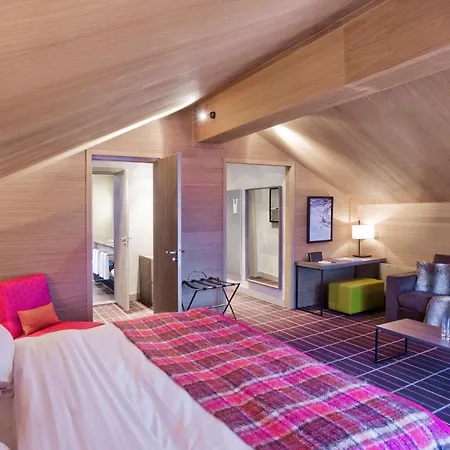Le Savoy Hotel 4*
