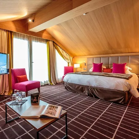Le Savoy 4*